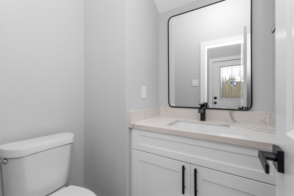 6918 Dumble Street - Photo 14