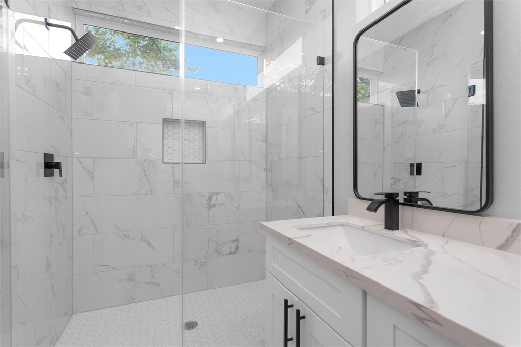 6918 Dumble Street - Photo 20