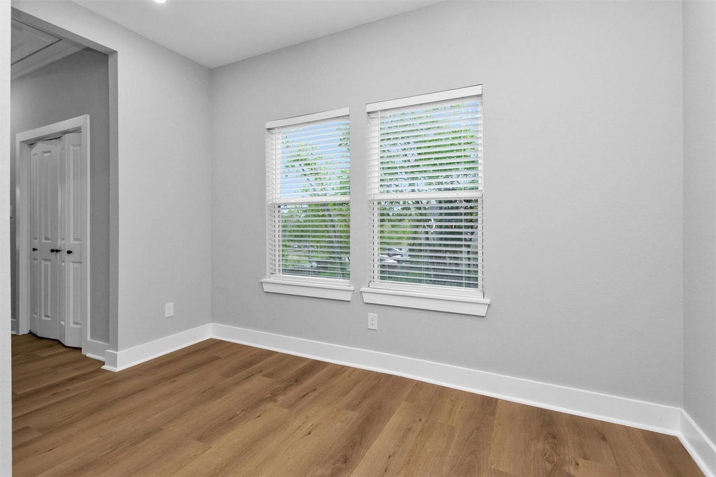 6918 Dumble Street - Photo 15