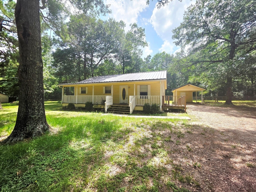 12105 Old County Road - Photo 1