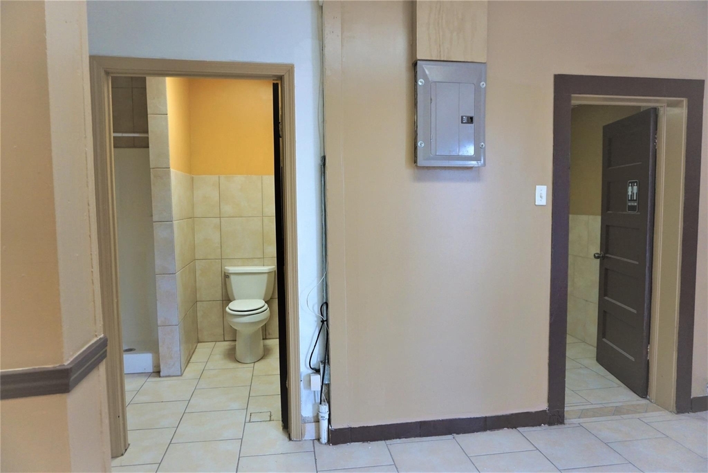 2036 Avenue F - Photo 13