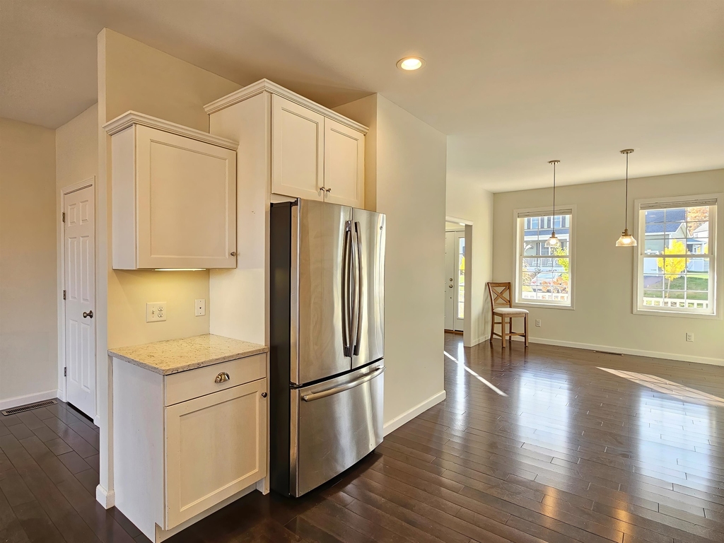 252 N Jefferson - Photo 4