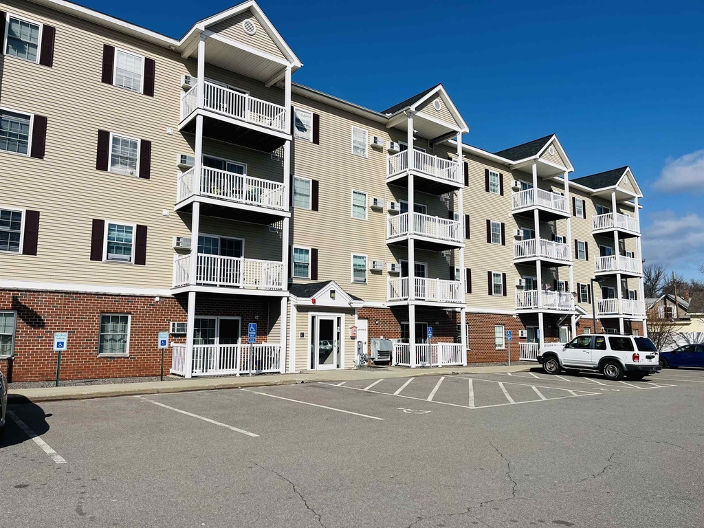 18 Harbor - Photo 6