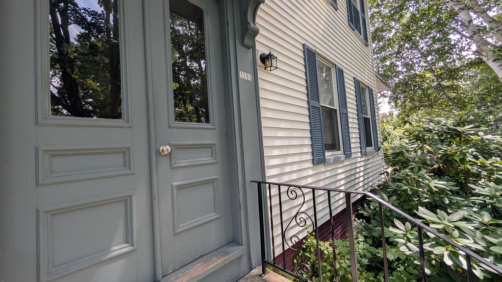 126b Sullivan - Photo 2