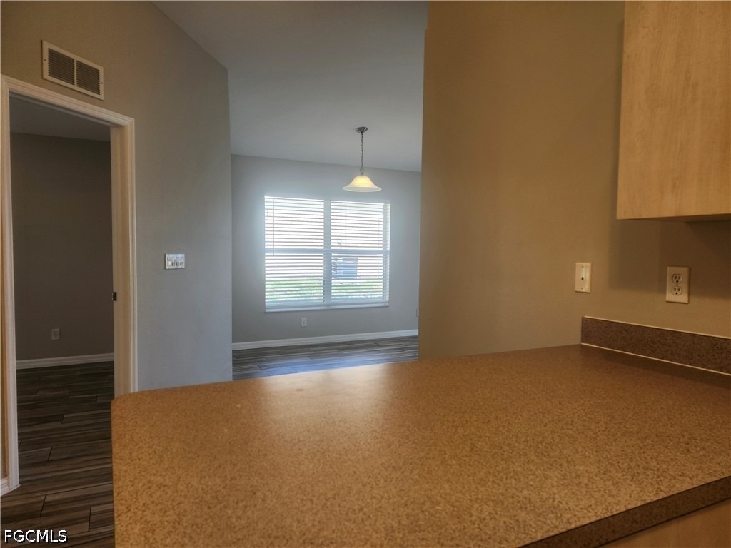 527 Hancock Bridge Parkway - Photo 6