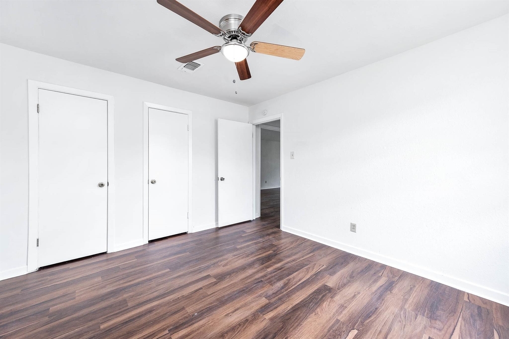 2809 5th Avenue N - Photo 6