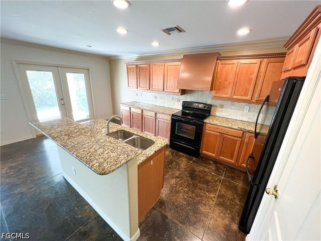 2032 Nw 5th Street - Photo 1