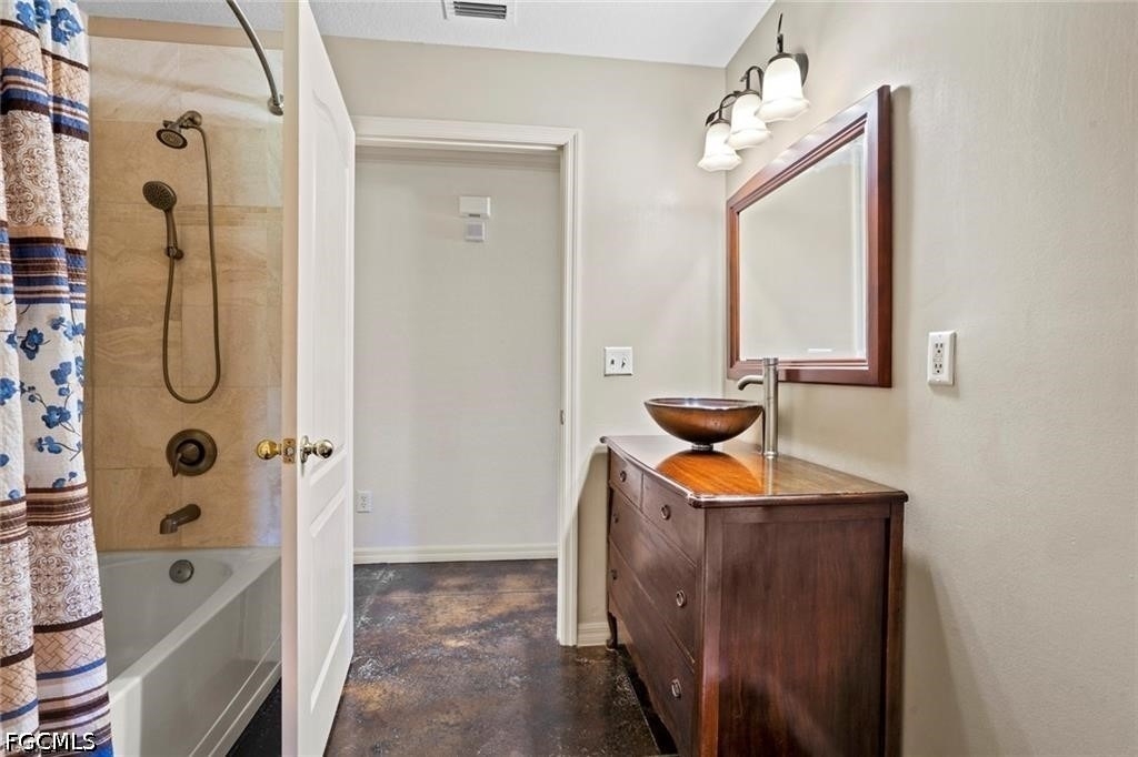 2032 Nw 5th Street - Photo 8