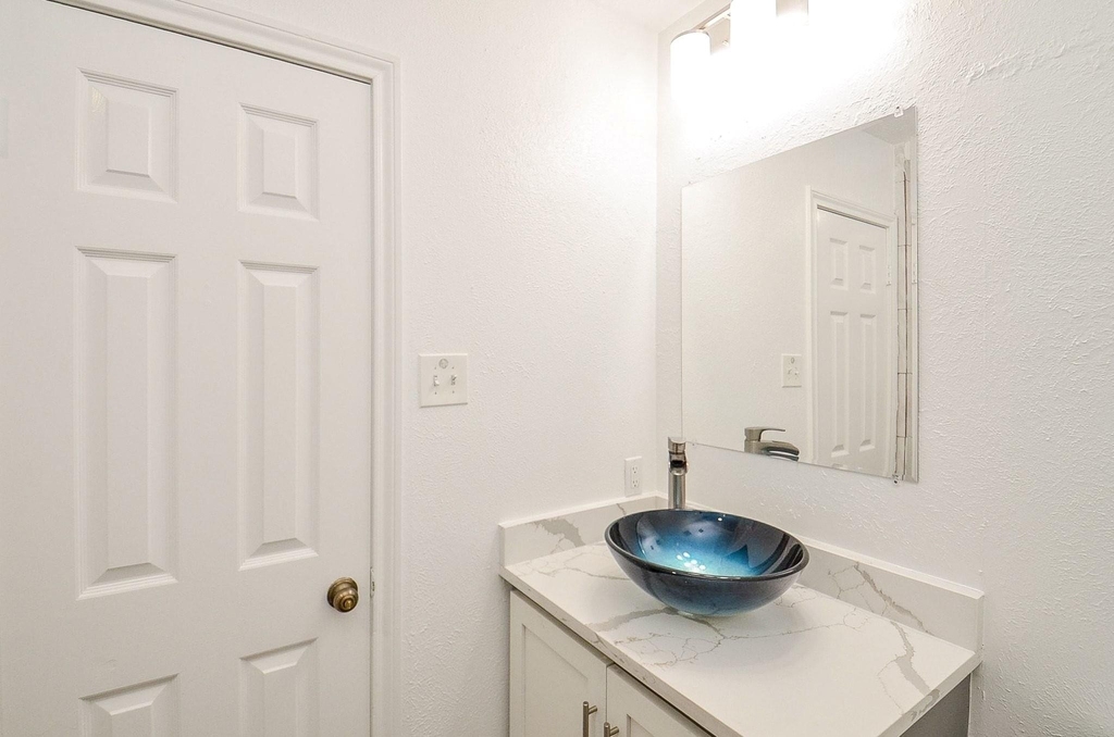 15614 Dawnbrook Drive - Photo 25