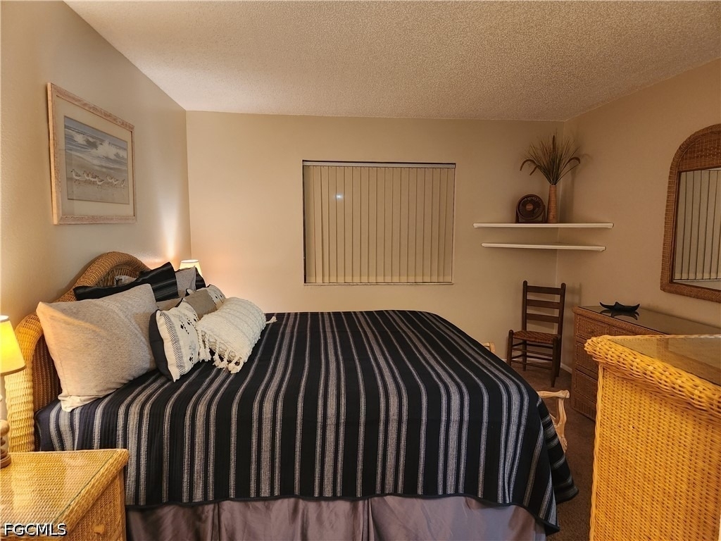 1064 Villa Drive - Photo 14