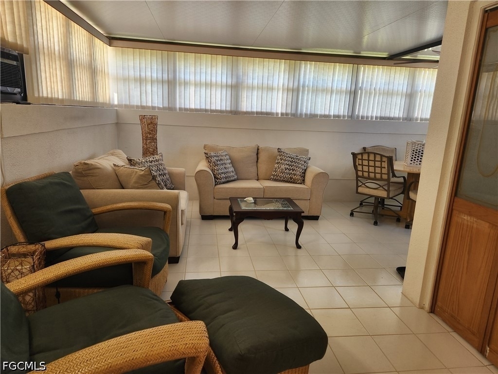 1064 Villa Drive - Photo 10