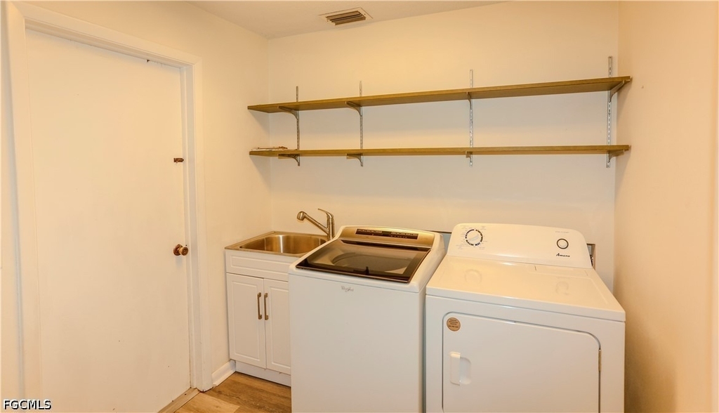5654 Eichen Circle W - Photo 23