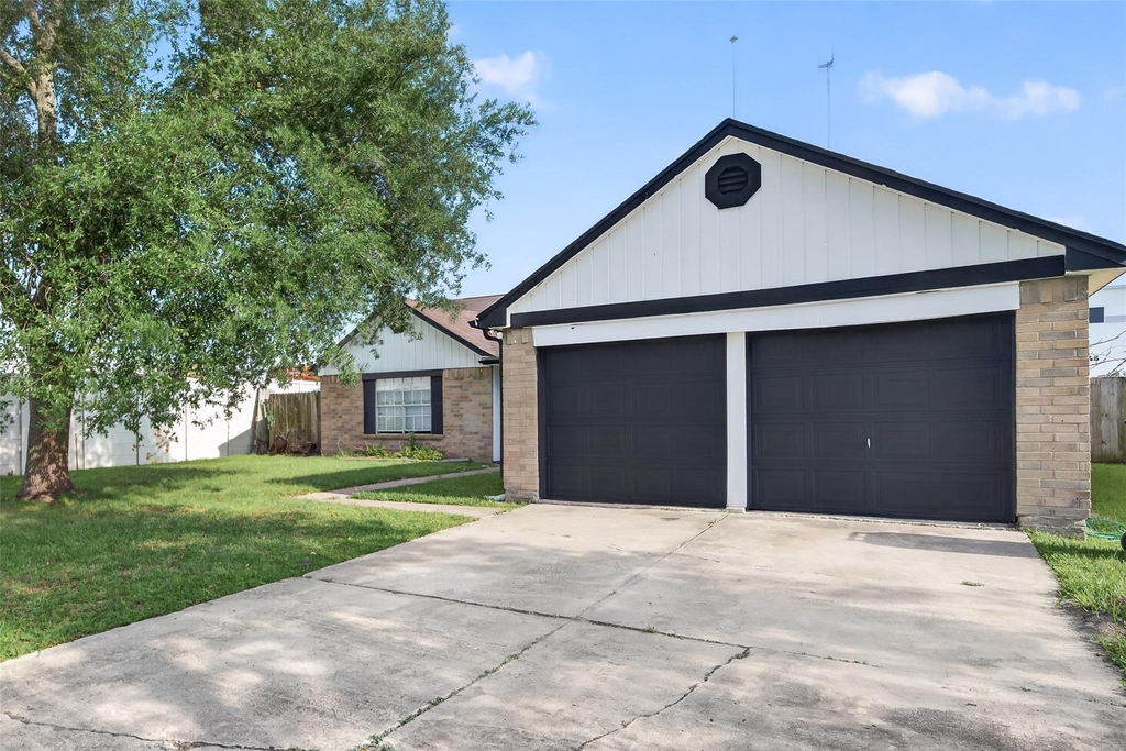 8203 Lone Quail Drive - Photo 1