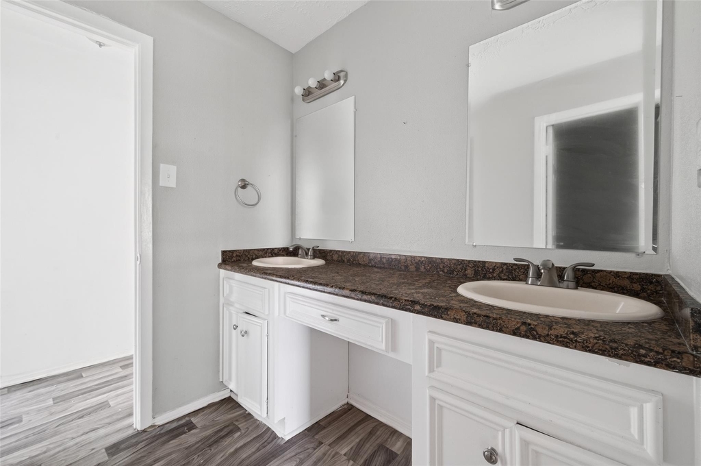 8203 Lone Quail Drive - Photo 20