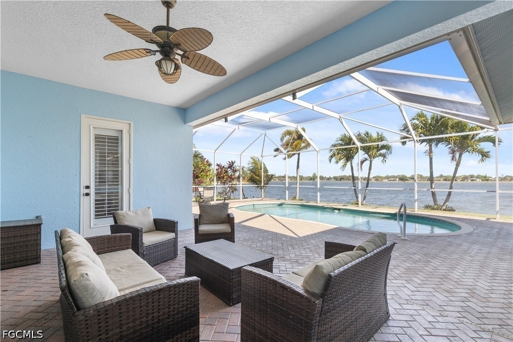 2202 Grove Drive - Photo 4