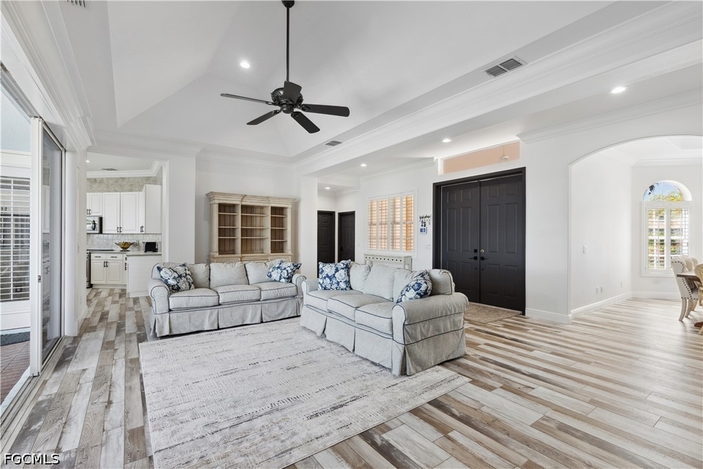 2202 Grove Drive - Photo 9