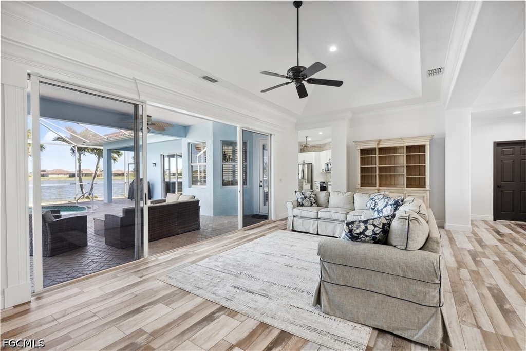 2202 Grove Drive - Photo 8
