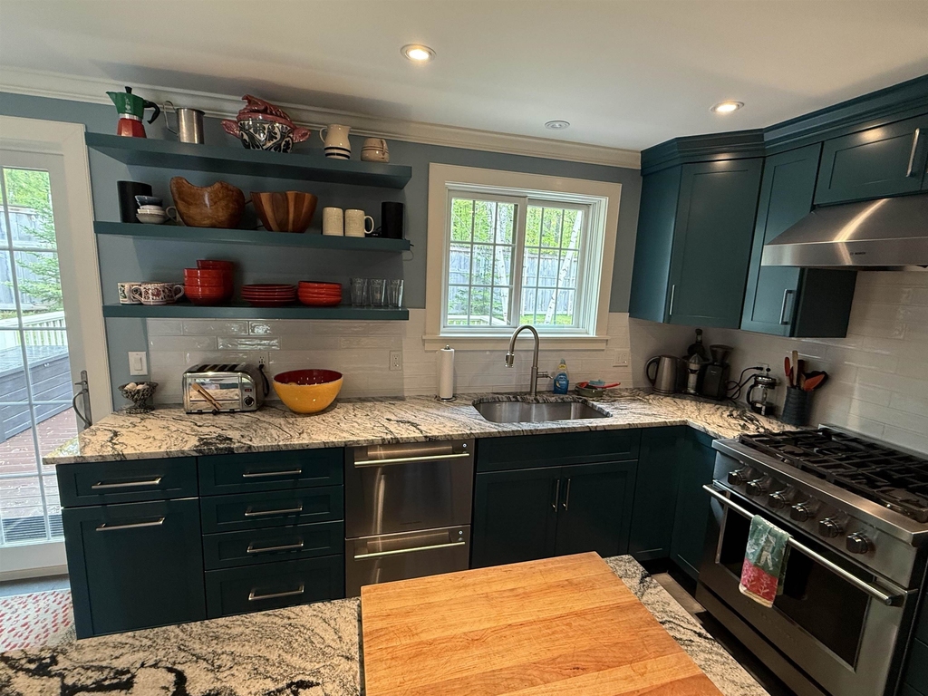 808 South End - Photo 7