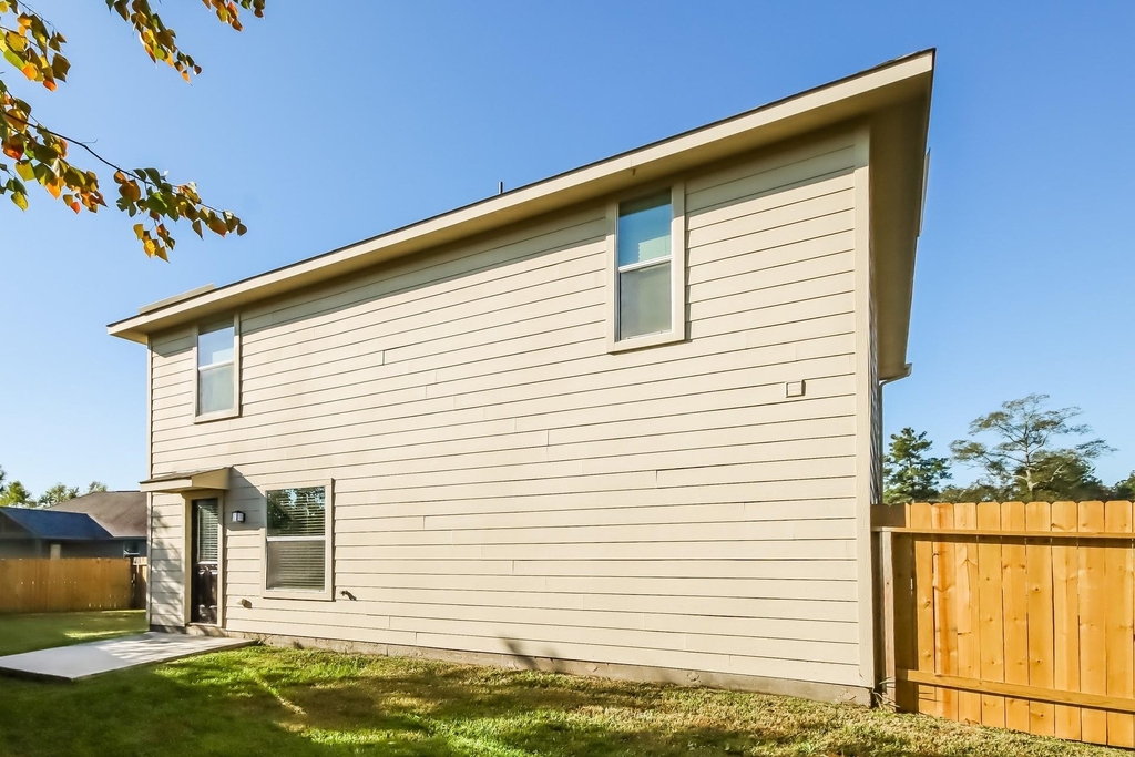 261 Kellyn Court - Photo 14