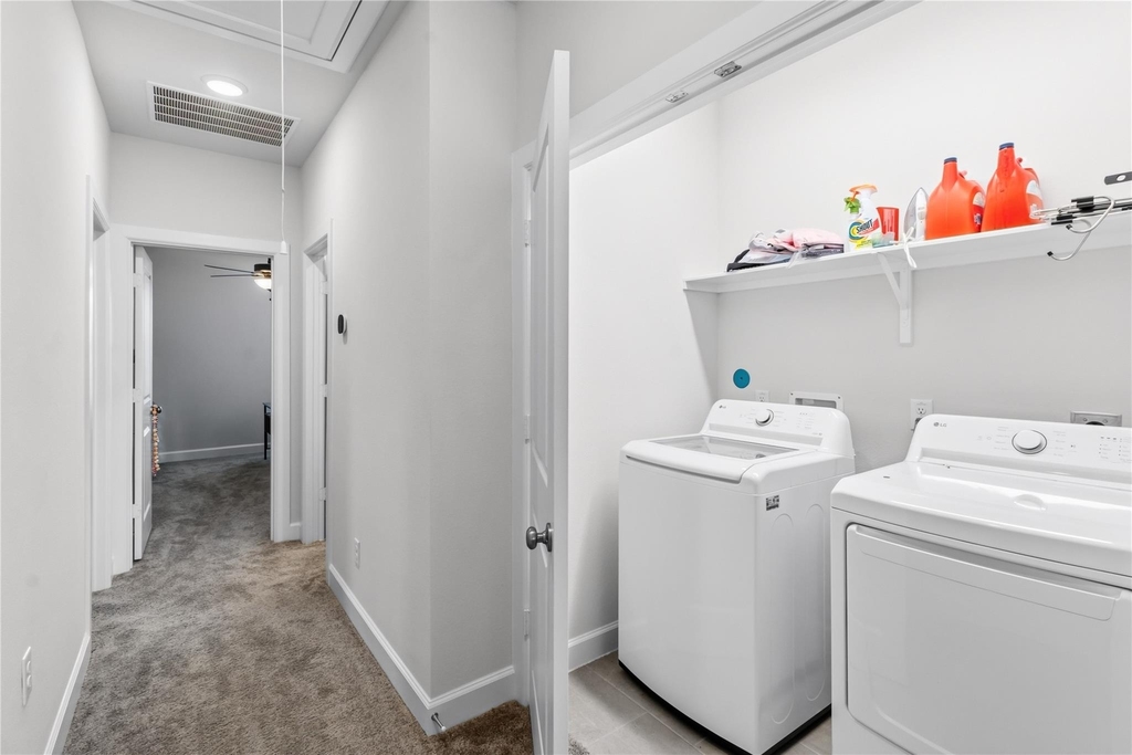 1530 Noble Park Drive - Photo 9