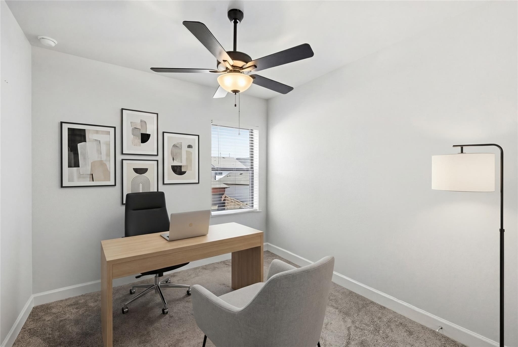1530 Noble Park Drive - Photo 32