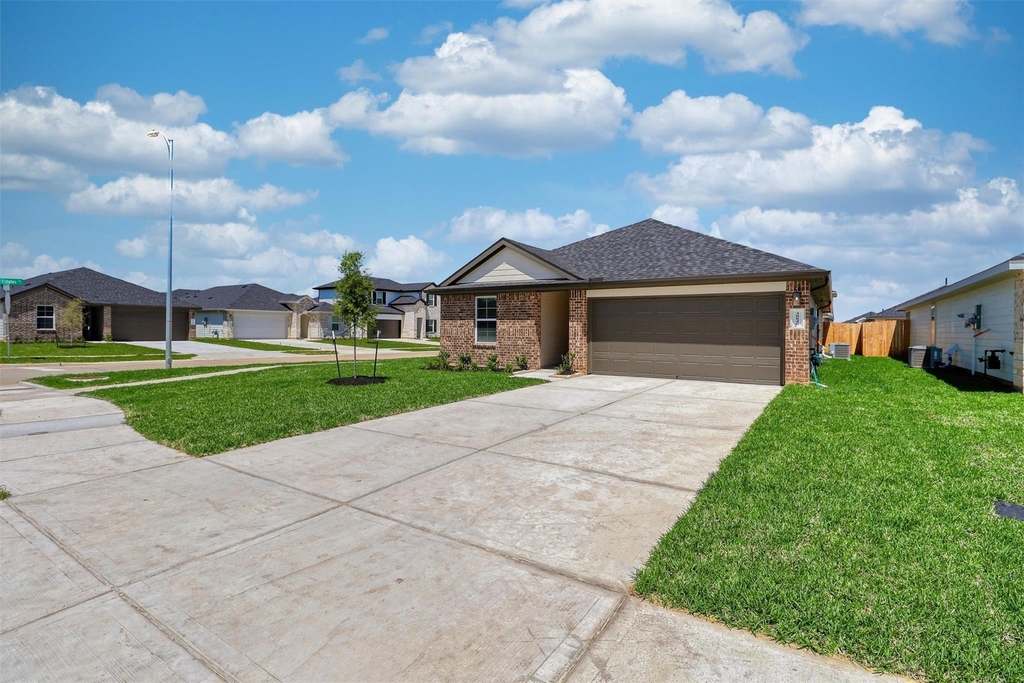 30846 Brightwell Bend - Photo 1