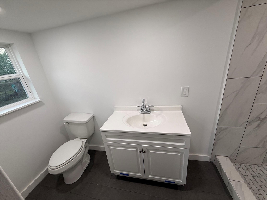 4103 Delhi Street - Photo 21