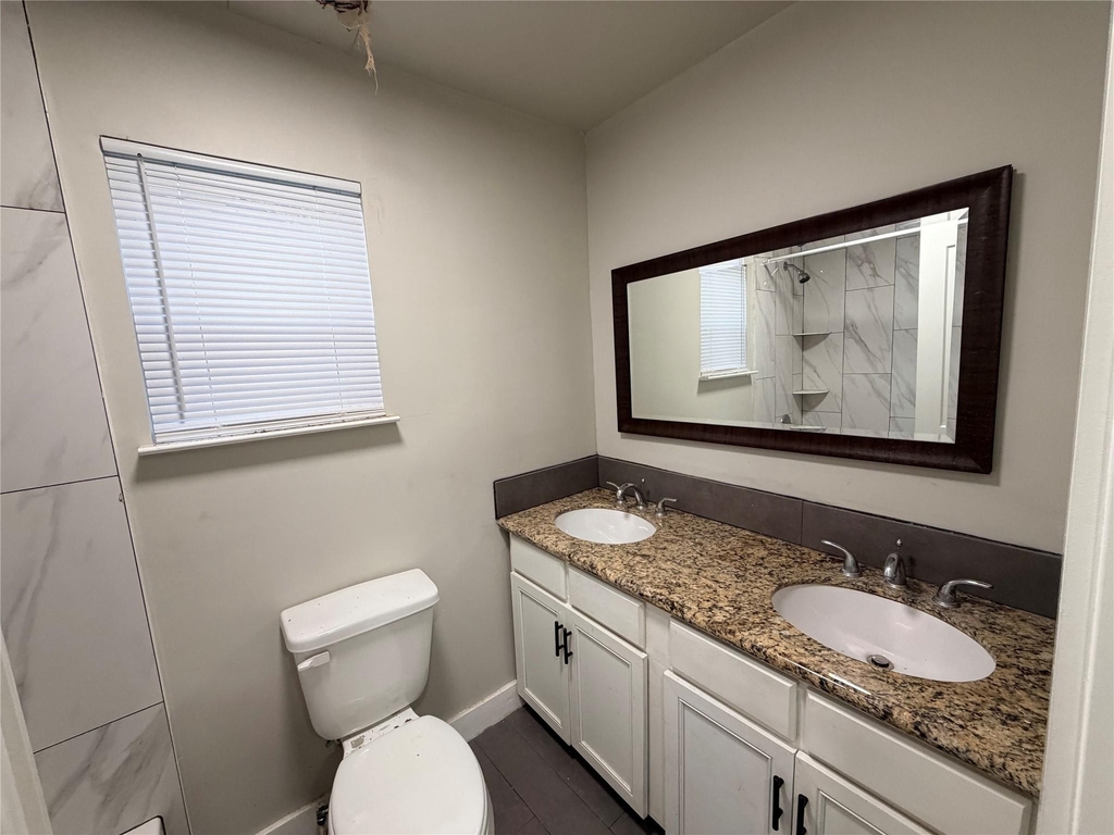 4103 Delhi Street - Photo 29
