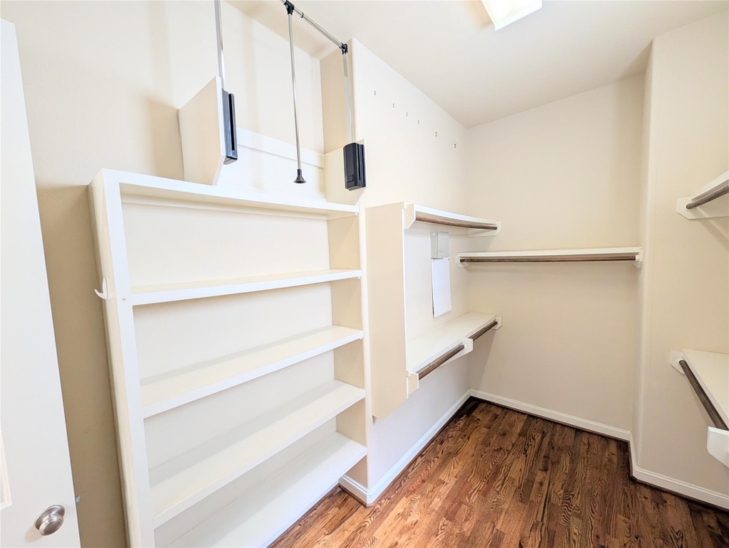 226 E 28th Street - Photo 26