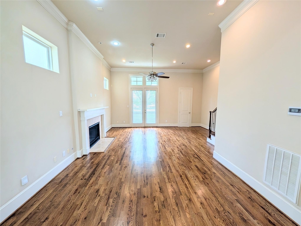 226 E 28th Street - Photo 12