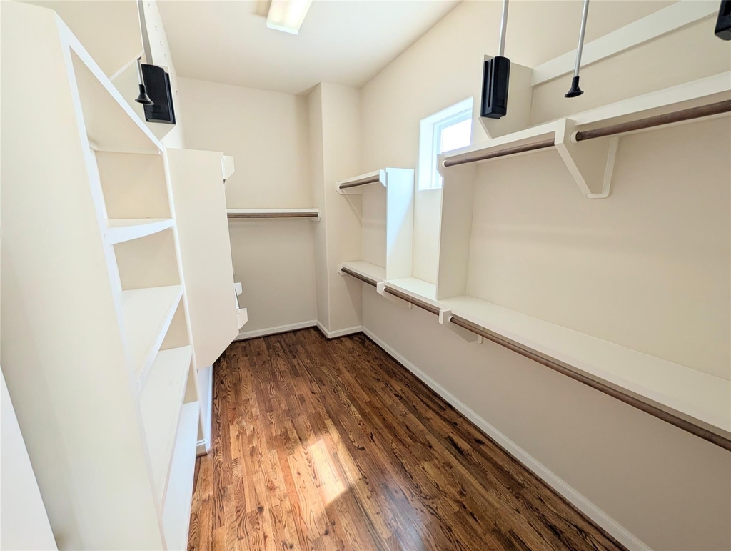 226 E 28th Street - Photo 25