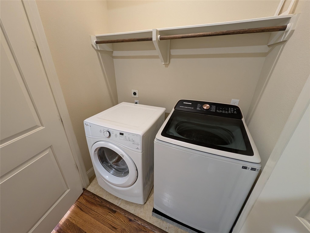 226 E 28th Street - Photo 16