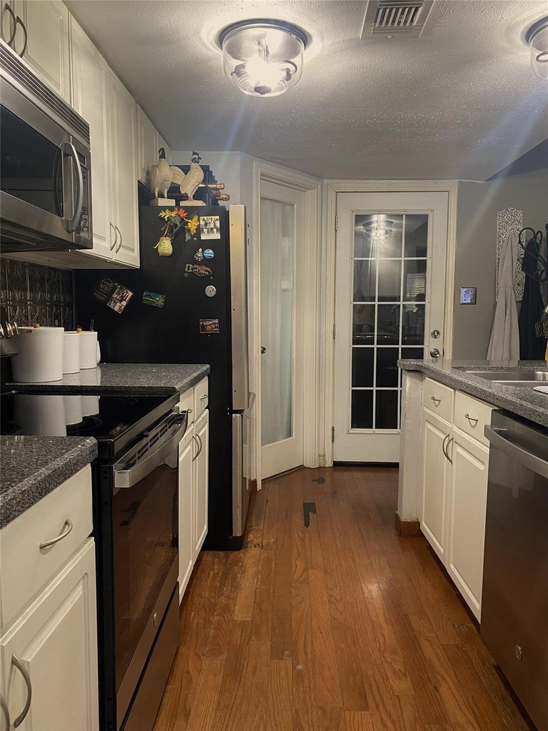 70 Evanston Street - Photo 4