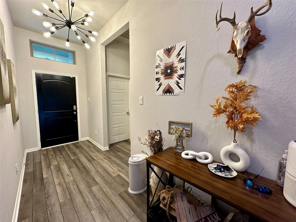 19218 Jenny Creek Court - Photo 2