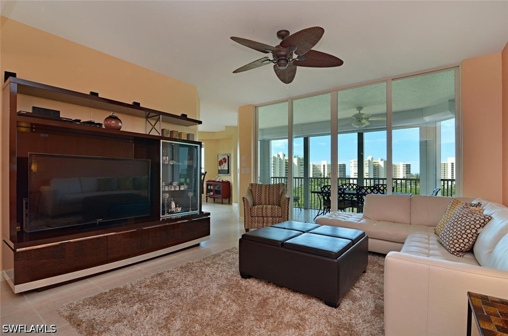 315 Dunes Boulevard - Photo 2