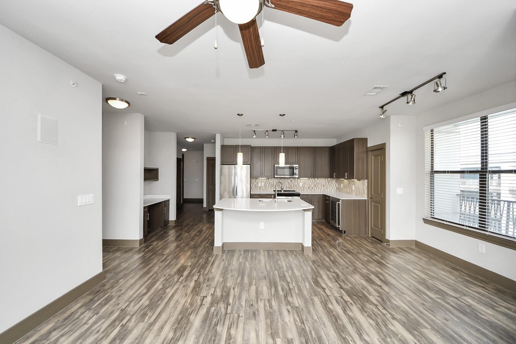 5454 Washington St Avenue - Photo 20