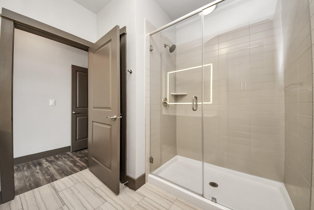 5454 Washington St Avenue - Photo 17