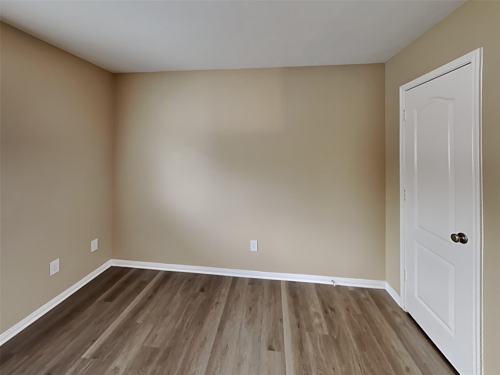 5718 Emerald Brook Lane - Photo 16