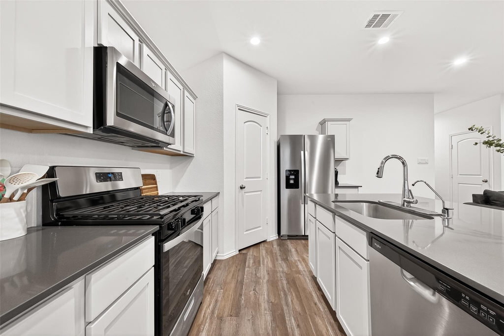 40310 Bermuda Ivy Street - Photo 17