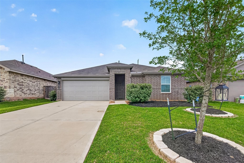40310 Bermuda Ivy Street - Photo 0