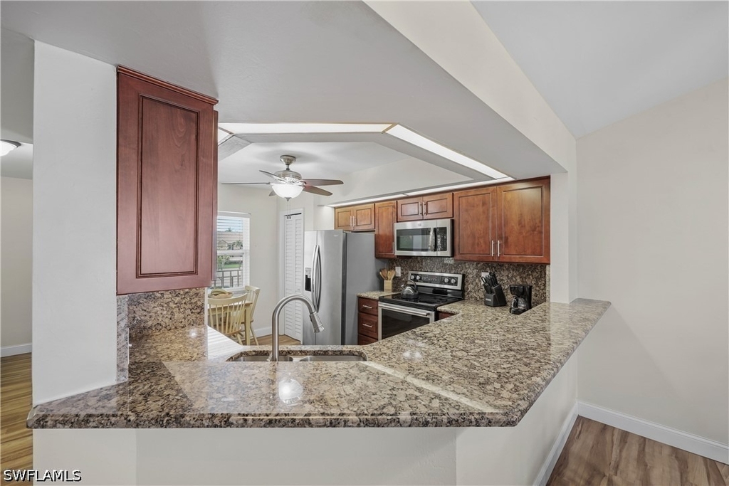 2050 W Crown Pointe Boulevard - Photo 6