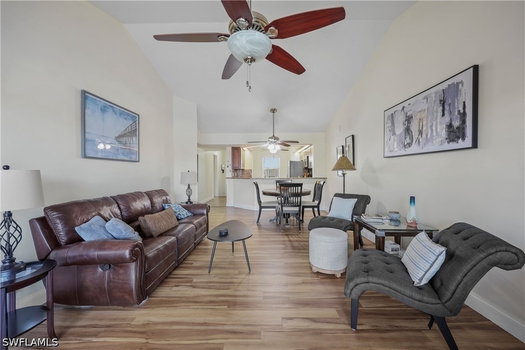 2050 W Crown Pointe Boulevard - Photo 4