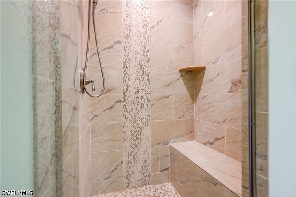 2050 W Crown Pointe Boulevard - Photo 15