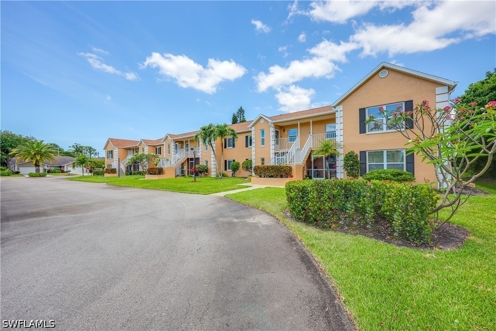 2050 W Crown Pointe Boulevard - Photo 31