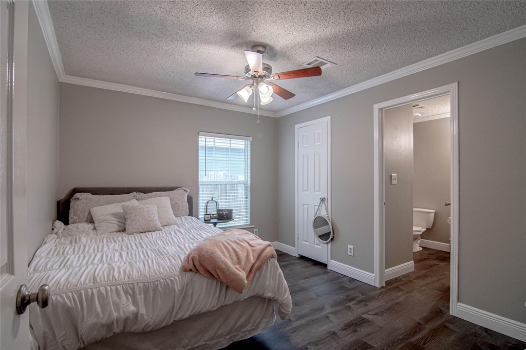 162 Varsity Drive - Photo 17