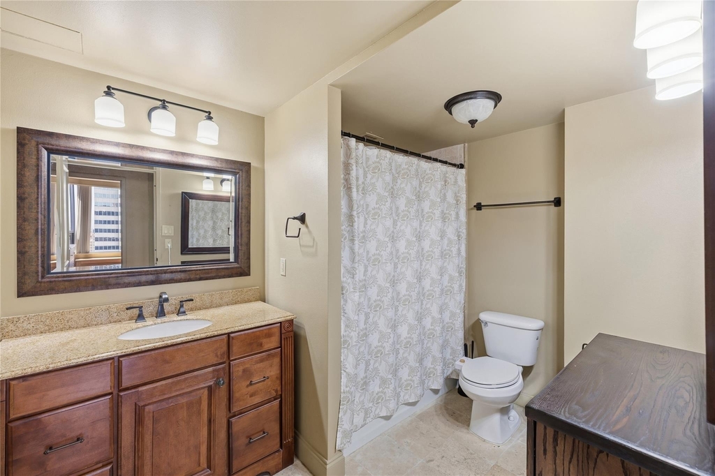 1111 Caroline Street - Photo 11
