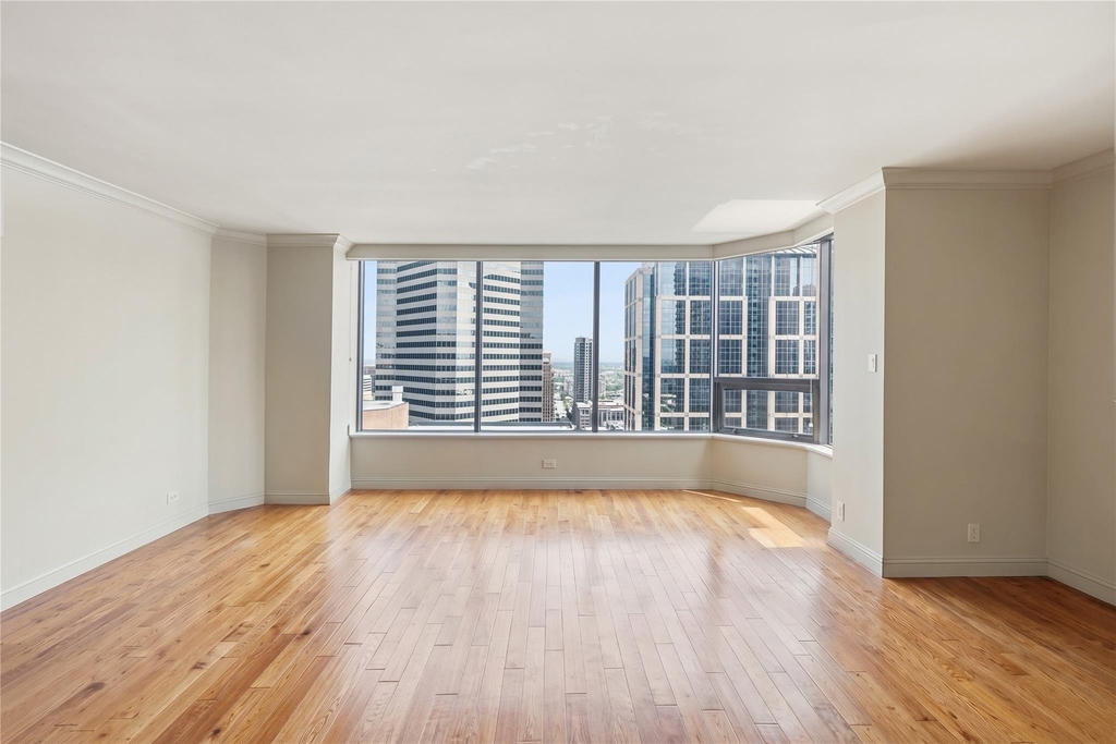 1111 Caroline Street - Photo 1
