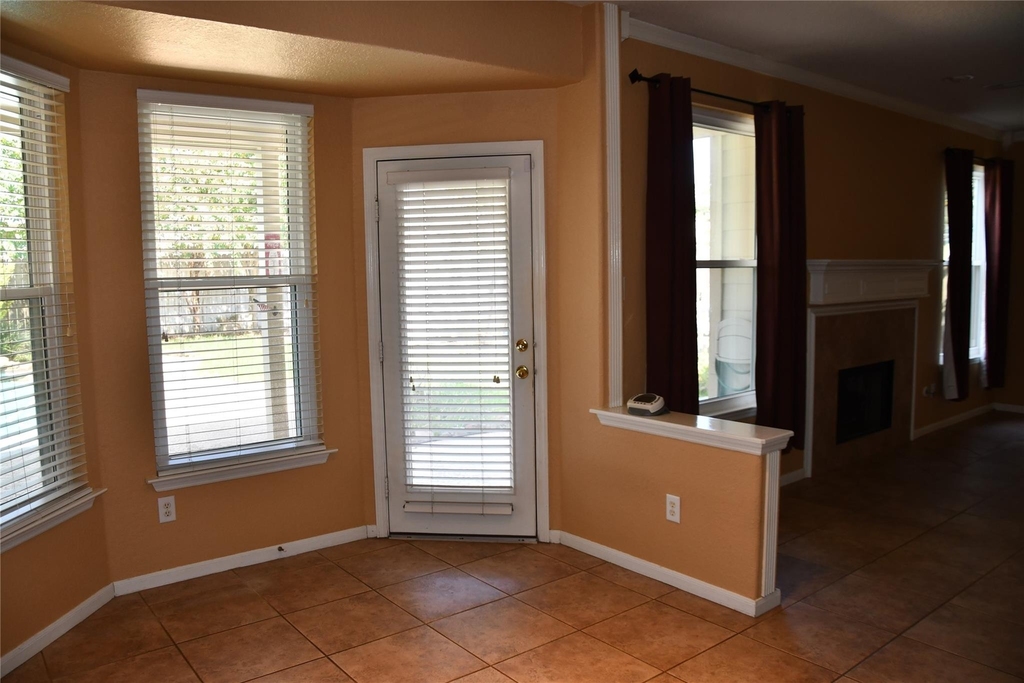 18118 Cypress Valley Lane - Photo 11