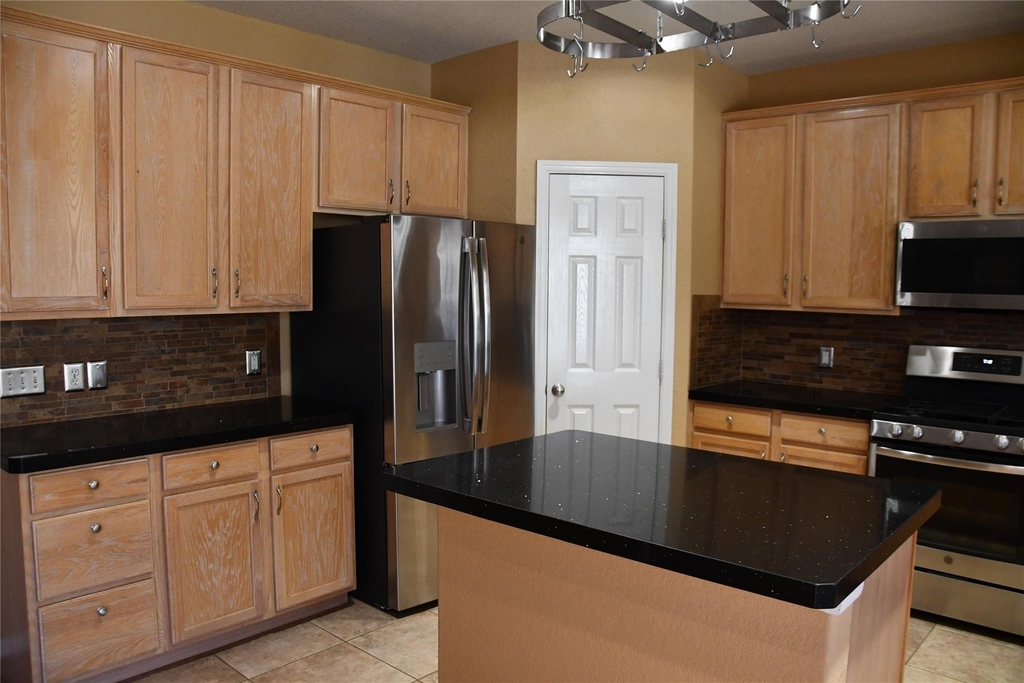 18118 Cypress Valley Lane - Photo 12