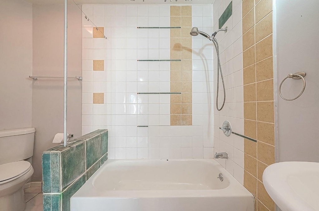 4617 Talina Way - Photo 17